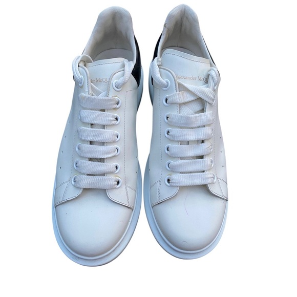 Alexander McQueen White and Black Sneakers with Modern Design size 10 - Picture 3 of 9